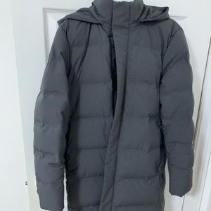 uniqlo down long jacket 99% new without tag